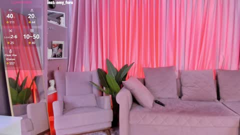 Hey i am  Emily     am -  pm online show from 12-13-24, 11:02