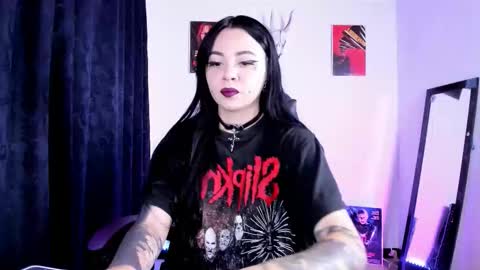 Snapshot of emilyrymer chatting on 09-27-25, 08:03  Emily Support me to have 100 likes plx online show from 09-27-25, 08:03