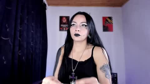 Snapshot of emilyrymer chatting on 06-01-26, 05:36 Emily Support me to have 100 likes plx online show from 06-01-26, 05:36