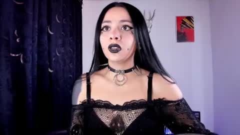 Snapshot of emilyrymer chatting on 06-11-26, 06:28 Emily Support me to have 100 likes plx online show from 06-11-26, 06:28