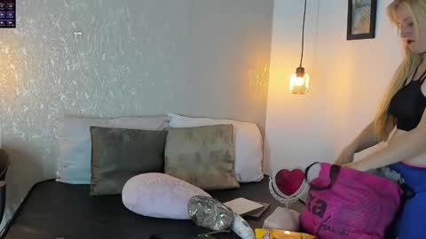 Summer 3 online show from 01-10-26, 02:46