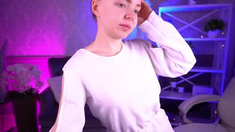  MY NAME IS Emily WELCOME EVERYONE I WILL BE HAPPY TO GIVE YOU WHAT YOU HAVE DREAMED OF FOR SO LONG online show from 04-01-26, 05:52