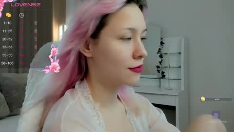 Betty online show from 06-10-26, 01:17