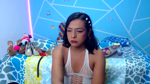 Snapshot of emilytssweet chatting on 10-28-25, 10:56 Emily online show from 10-28-25, 10:56