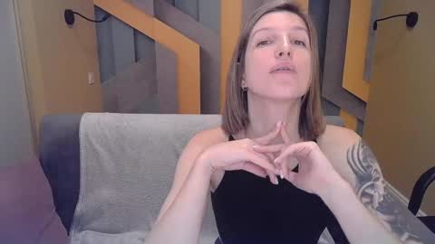 EmilyWalkers online show from 12-08-24, 10:30