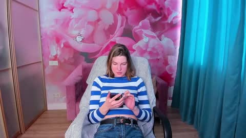 EmilyWalkers online show from 02-02-25, 07:30