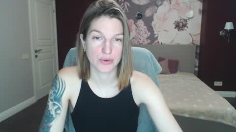 EmilyWalkers online show from 02-05-25, 07:50