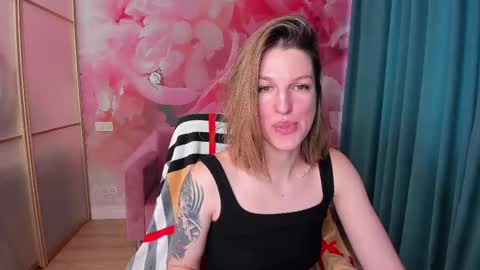 EmilyWalkers online show from 03-03-25, 08:16