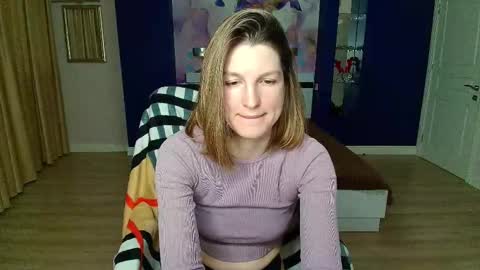 EmilyWalkers online show from 03-07-25, 07:05