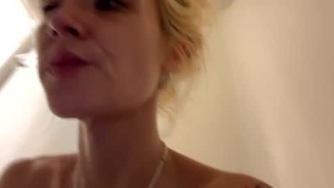 emilywarren296 online show from 09-30-25, 11:04