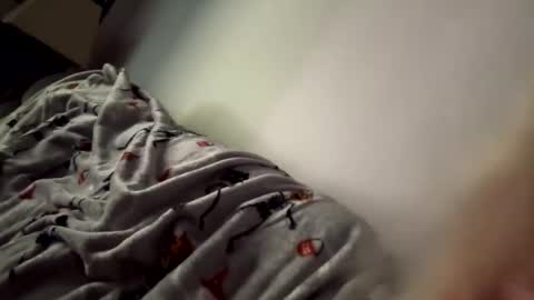 emilywarren296 online show from 10-09-25, 01:09