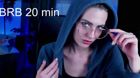 Snapshot of emilywiled chatting on 01-19-25, 11:34 Emily online show from 01-19-25, 11:34