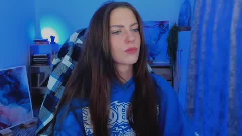 Snapshot of emilywiled chatting on 10-01-25, 08:20 Emily online show from 10-01-25, 08:20