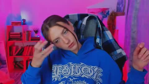 Snapshot of emilywiled chatting on 10-02-25, 08:21 Emily online show from 10-02-25, 08:21