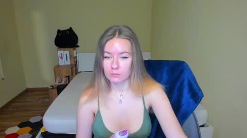 Emily online show from 02-14-25, 08:52