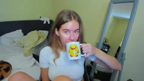 Emily online show from 09-27-25, 08:52