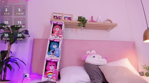 Emily Bank online show from 12-20-24, 03:03