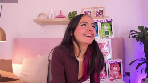 Emily Bank online show from 12-23-24, 11:49