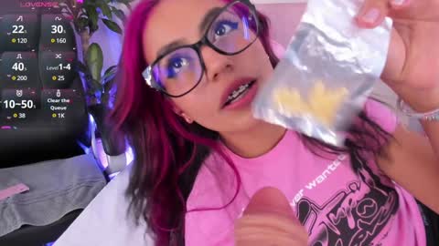 Emily Bank online show from 01-30-25, 12:18