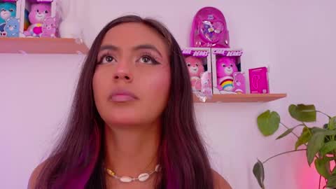 Emily Bank online show from 04-09-26, 08:14