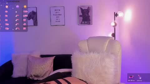Emily  online show from 05-29-26, 06:17