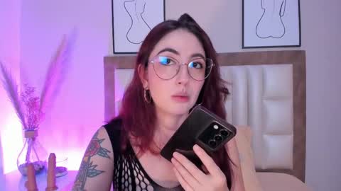 Emilyy Watson online show from 09-27-25, 12:59