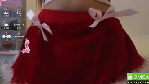 Snapshot of emina_woody chatting on 12-22-25, 10:07 Tracy online show from 12-22-25, 10:07