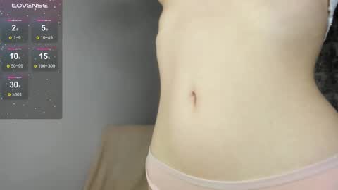 Snapshot of eminemswife chatting on 01-17-25, 12:42 Nadya online show from 01-17-25, 12:42