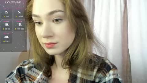 Snapshot of eminemswife chatting on 01-21-25, 07:37 Nadya online show from 01-21-25, 07:37