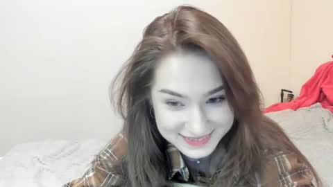 Snapshot of eminemswife chatting on 02-25-25, 12:03 Nadya online show from 02-25-25, 12:03