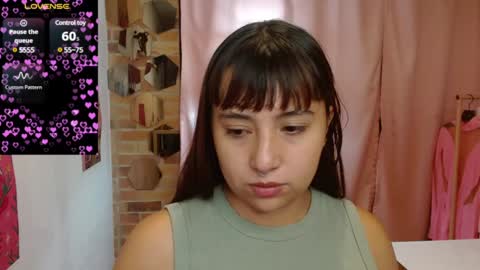 Snapshot of emitaa17228 chatting on 02-02-25, 07:25 emma online show from 02-02-25, 07:25