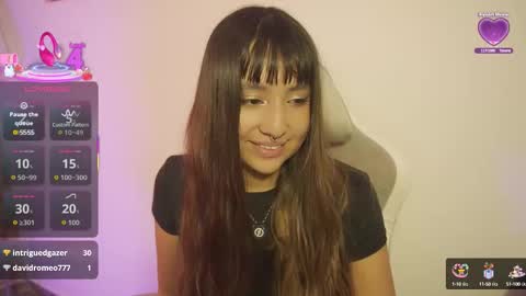 Snapshot of emitaa17228 chatting on 09-15-25, 07:25 emma online show from 09-15-25, 07:25