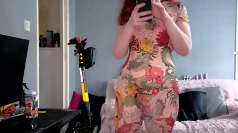 emliyjamesmjb online show from 10-09-25, 11:30