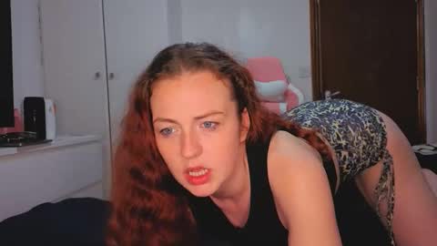 emliyjamesmjb online show from 02-02-26, 08:51