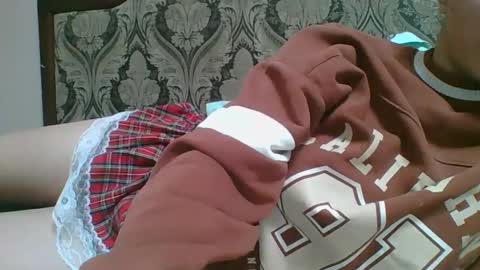 emma_991 online show from 01-31-25, 01:45