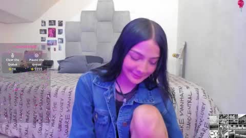 emma  online show from 09-19-25, 07:14