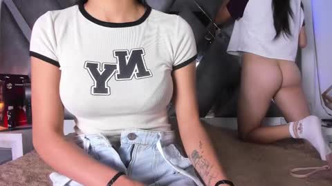 emma__js_ online show from 03-05-25, 12:33