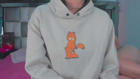 emma__js_ online show from 10-01-25, 12:00