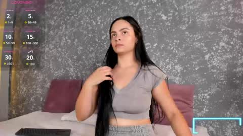 Snapshot of emma__summers chatting on 05-21-26, 07:54 Emma online show from 05-21-26, 07:54