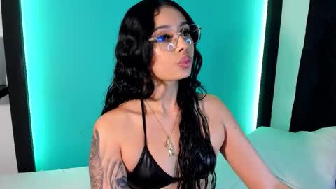 Snapshot of emma_ah chatting on 03-05-26, 01:07 emma_ah online show from 03-05-26, 01:07