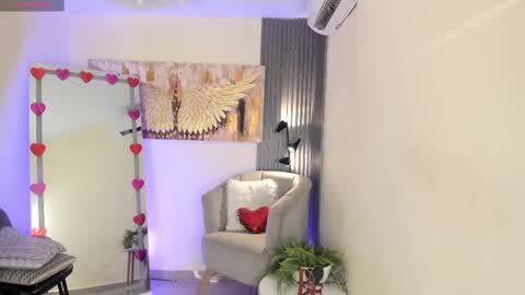 Alice online show from 02-12-25, 12:22