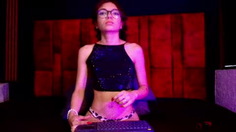 Snapshot of emma_angel_04 chatting on 06-04-26, 01:50 emma_angel_04 online show from 06-04-26, 01:50