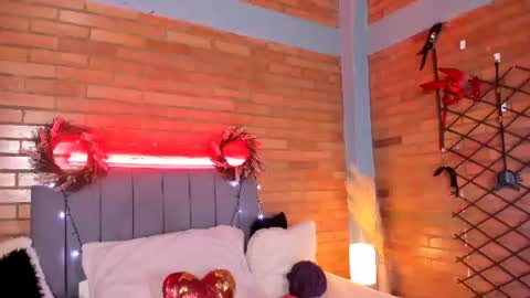 Hey Im EmmaHelp me reach 100 likes online show from 07-14-26, 07:19