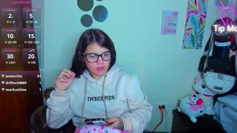 Snapshot of emma_boo_ chatting on 12-02-25, 03:56 emma_boo_ online show from 12-02-25, 03:56