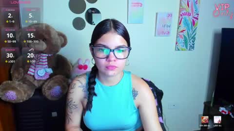 emma_boo_ online show from 05-18-26, 02:56