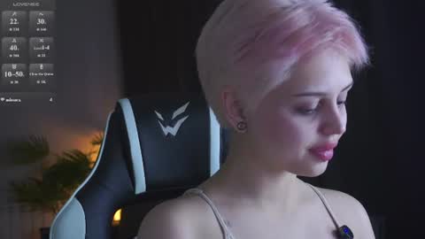 Emma online show from 07-13-26, 02:25