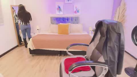 Emma online show from 07-21-26, 11:12