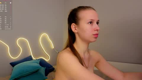 Emma online show from 05-01-26, 01:21