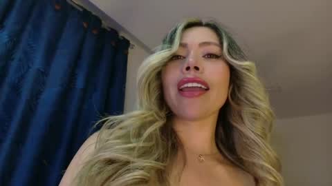 emma coronel online show from 03-30-26, 11:06