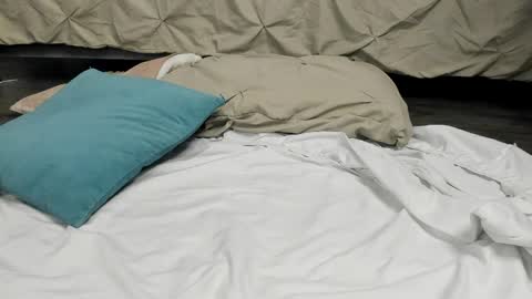 Emma online show from 04-01-26, 07:33